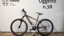 38 Casadei nero grigio