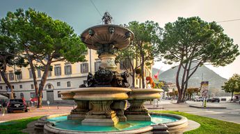 Fontana di Piazza Rezzonico - @ Alessandro Rabaglio