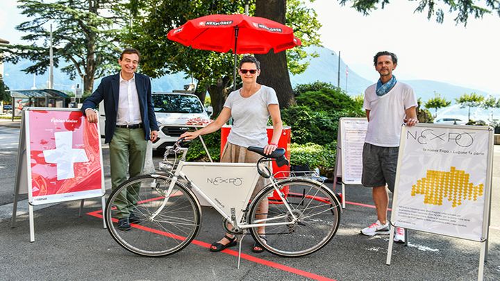Il Sindaco Marco Borradori, la Municipale Cristina Zanini Barzaghi e il responsabile del Nexplorer Tour Juri Steiner
