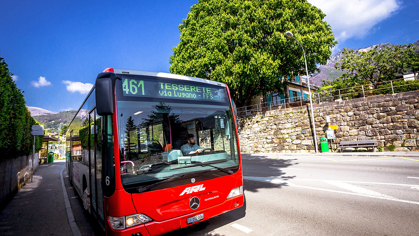 Bus ARL n. 461, fermata Cadro Paese - @ Alessandro Rabaglio