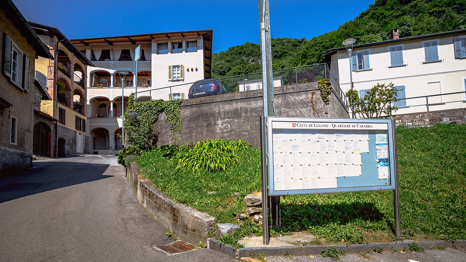 Casa Laurenti, Piazza Balmelli e Casa comunale - Foto: Alessandro Rabaglio