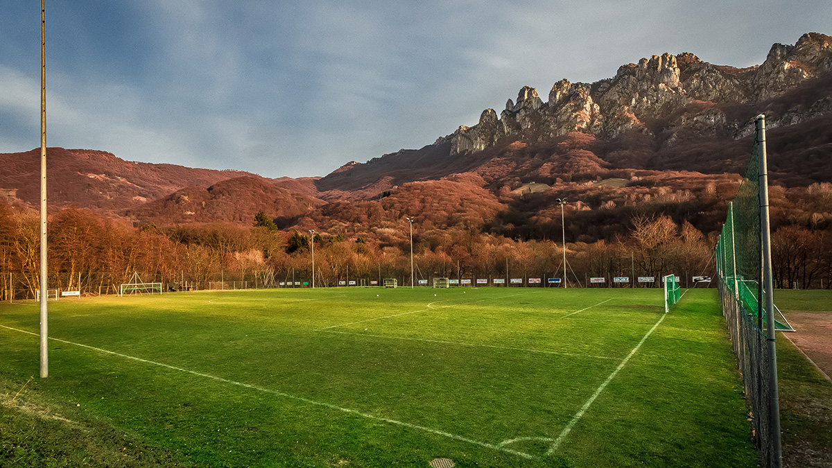 Nuovo campo di calcio Ganón - @ Alessandro Rabaglio